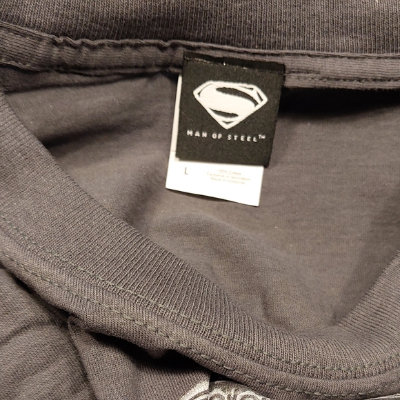 New grey colored superman t shirts - Picture 2 of 2